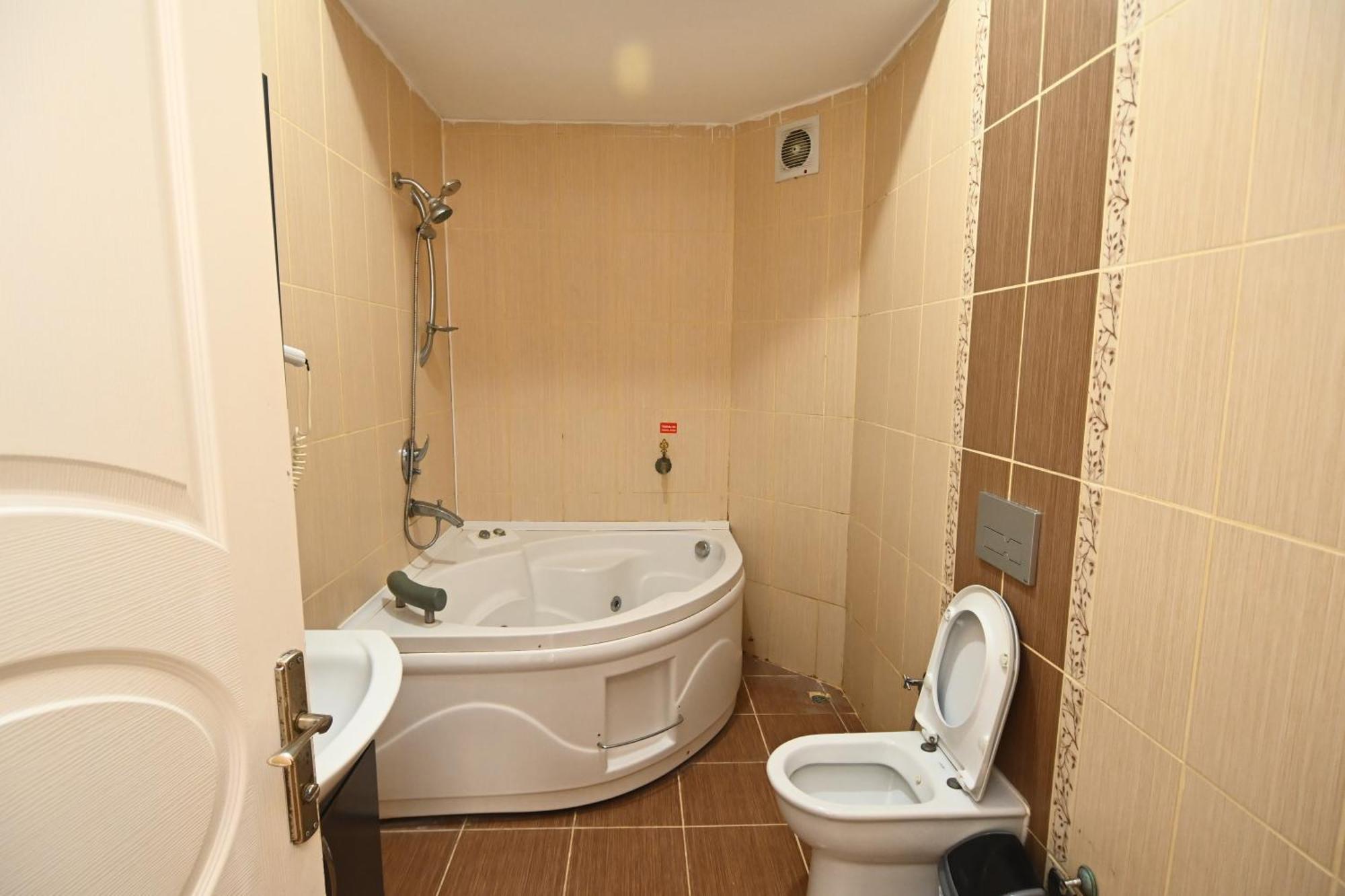 Sarot Thermal Vadi Tatil Koyu - Halal Hotel Болу Екстериор снимка
